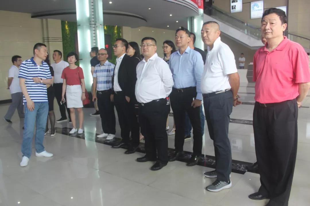 深圳市青年企業(yè)家聯(lián)合會(huì)、中小企家聯(lián)誼會(huì)走進(jìn)浙創(chuàng)科技